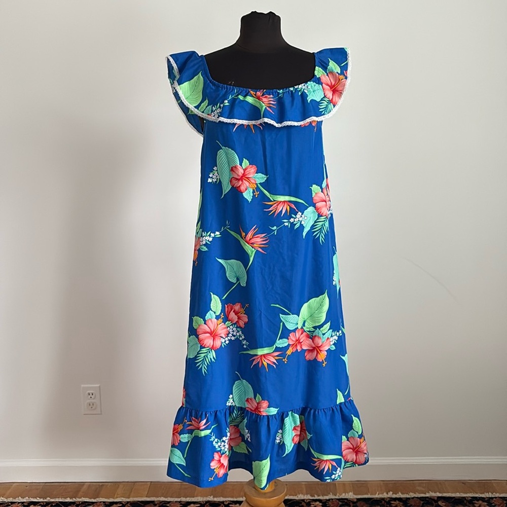 Vintage Hawaiian dress - made in Hawaii size 8 or med small large